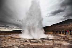 The Great Geysir-9025 The Great Geysir-9025